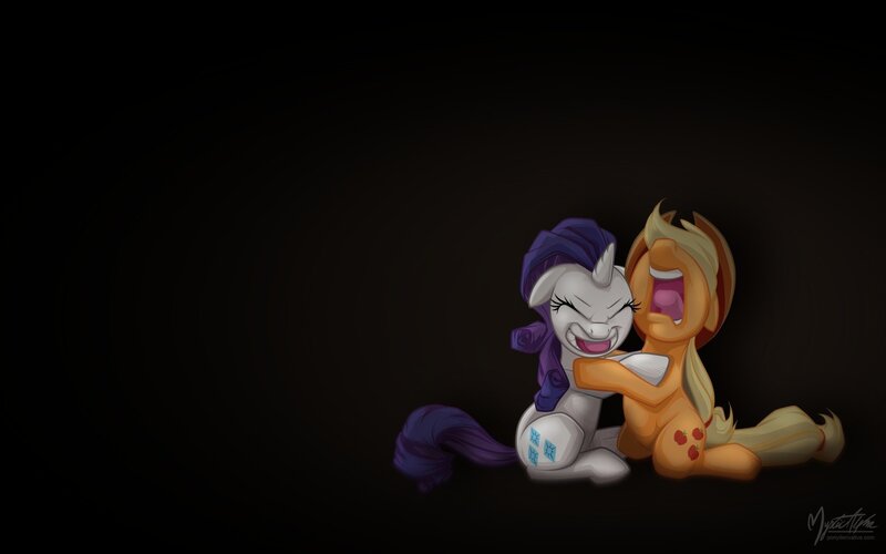 Rarity hugging Applejack