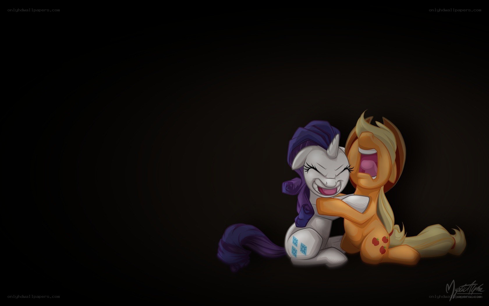 Rarity hugging Applejack