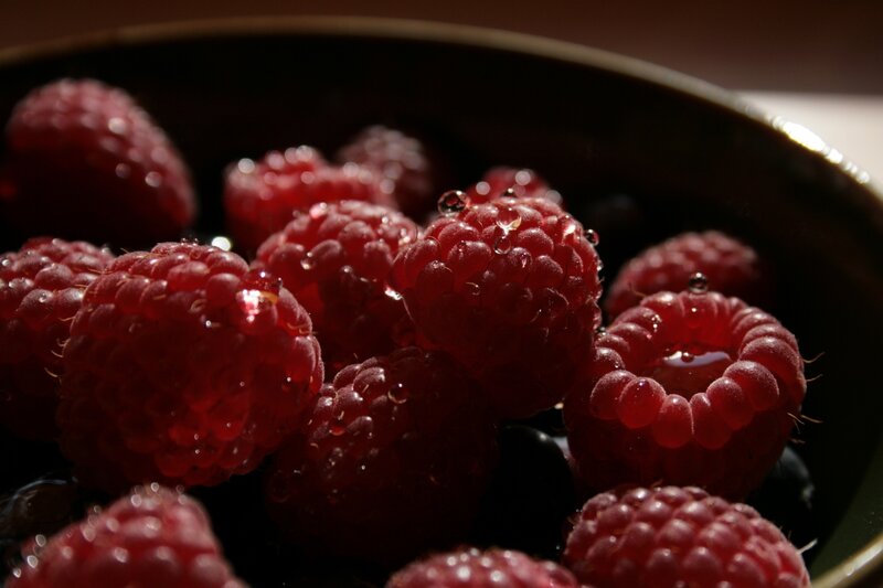 Raspberries in a bowl