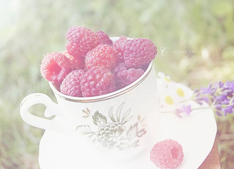 Raspberries in a Teacup — White