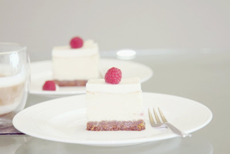 Raspberry Cheesecake Slice — White, Calm