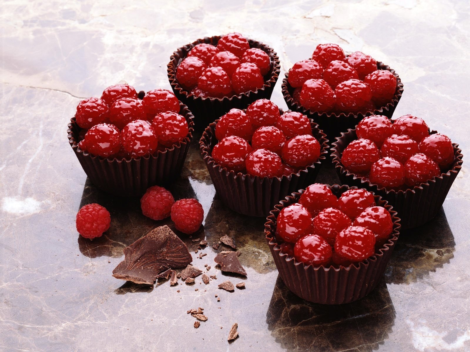 raspberry chocolate tarts