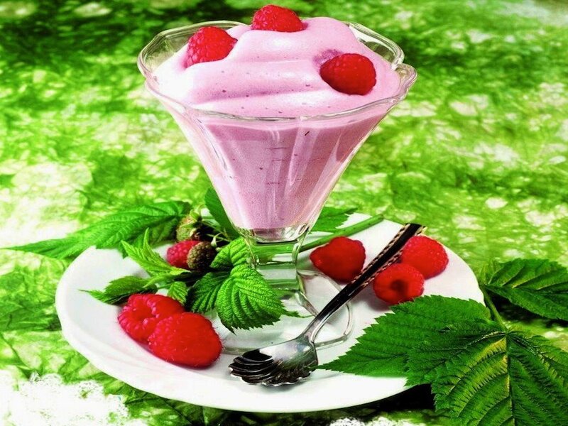 Raspberry Dessert in Glass — Green