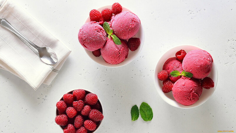 Raspberry Ice Cream Bowls