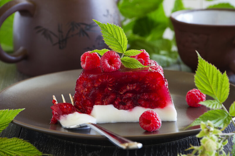 Raspberry Jelly Dessert