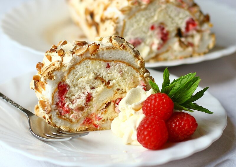 Raspberry Meringue Roll