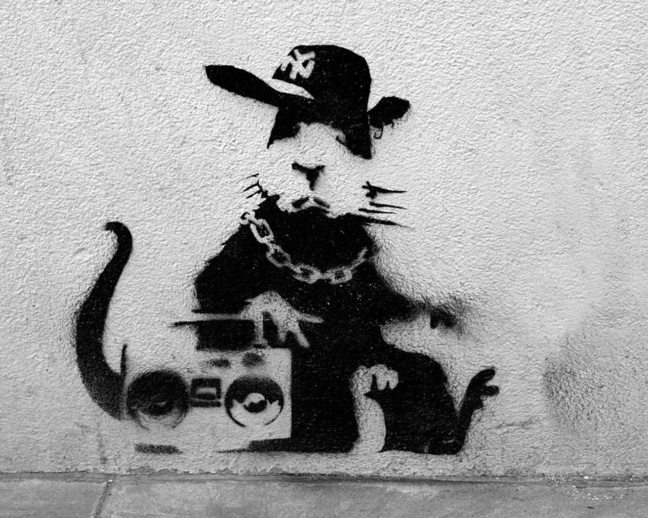 Rat with boombox graffiti