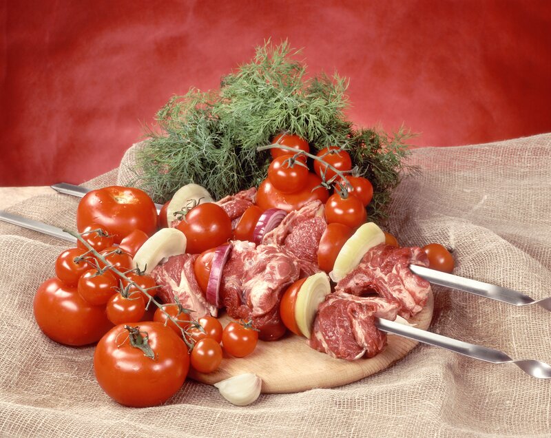 Raw Meat Skewers with Vegetables — Red
