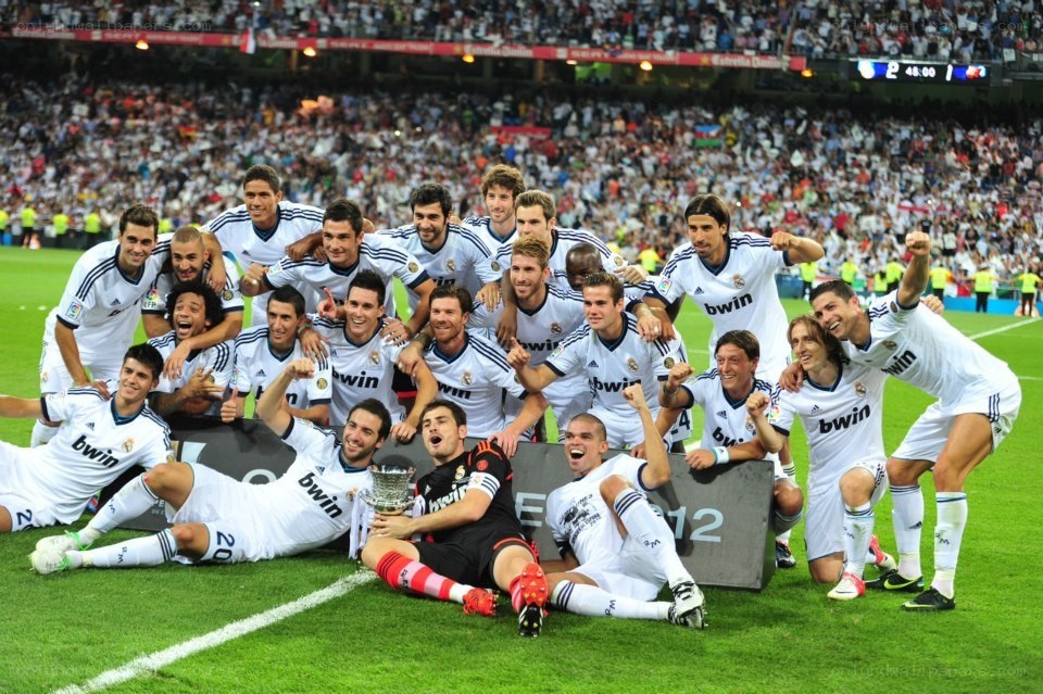 Real Madrid celebrates trophy win