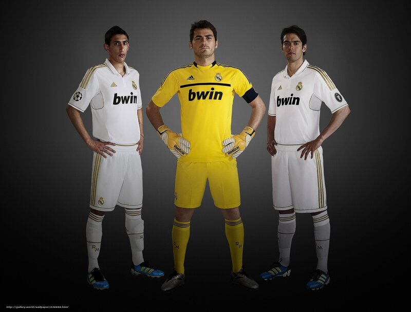 Real Madrid football kits
