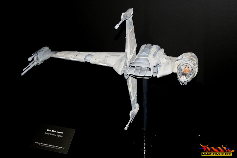 Rebel B-Wing Fighter model