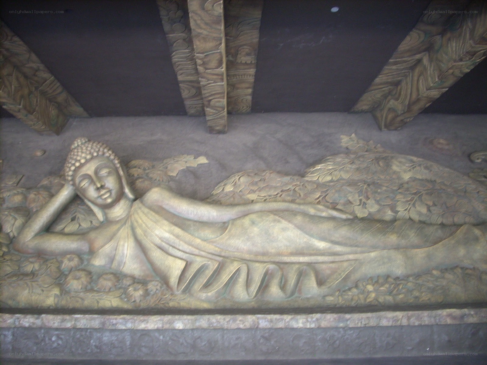 Reclining Buddha sculpture