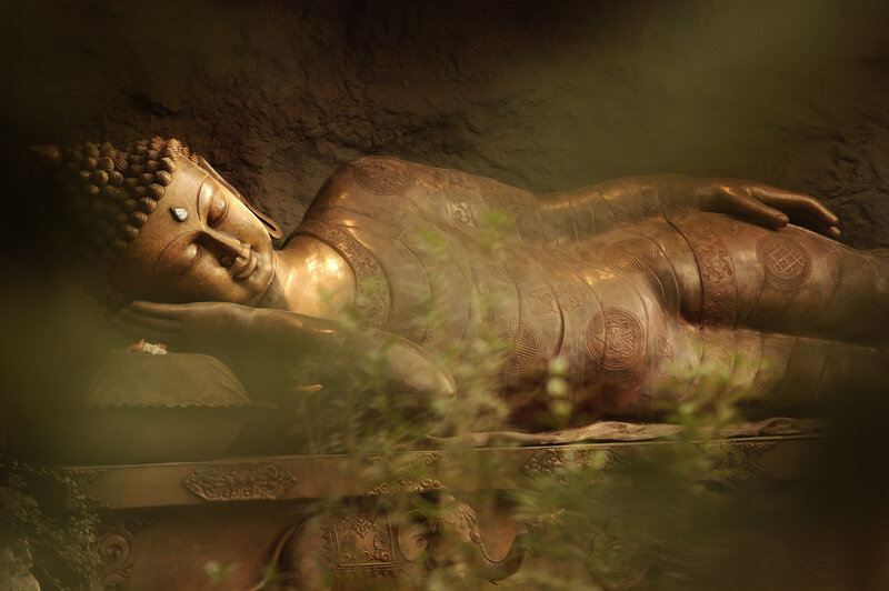 Reclining Buddha Statue — Gold