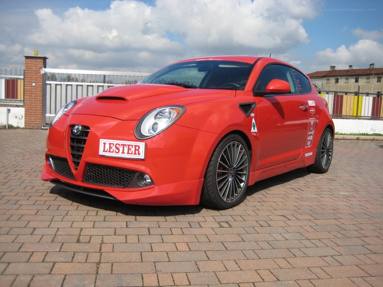 Red Alfa Romeo Giulietta