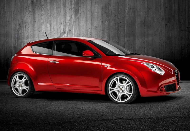 Red Alfa Romeo Giulietta