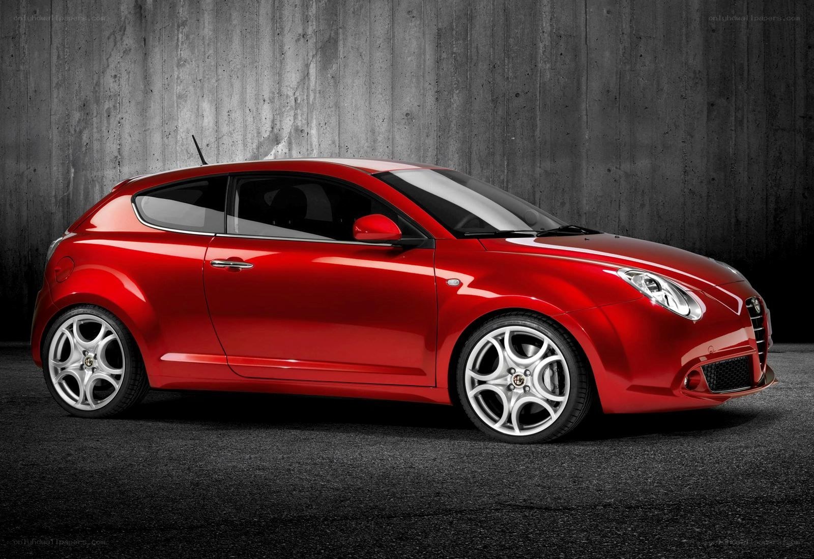 Red Alfa Romeo Giulietta