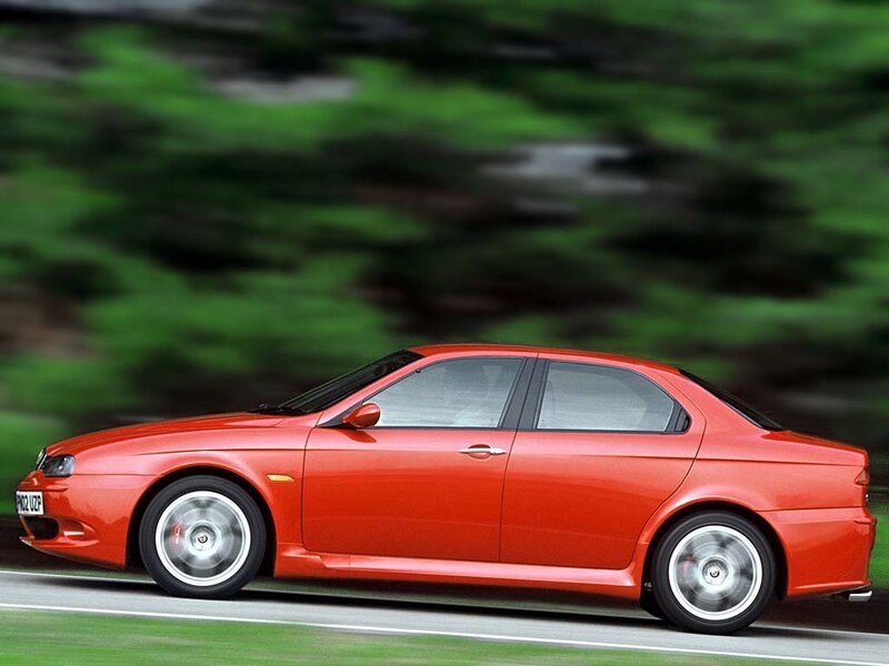 red alfa romeo in motion