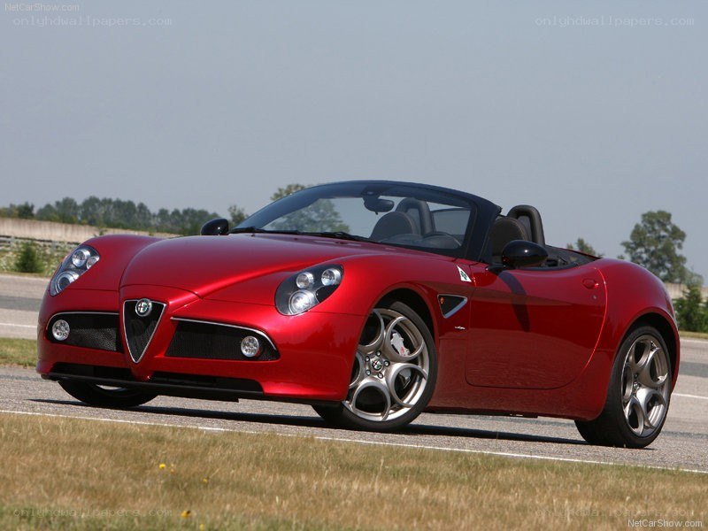 red alfa romeo spider
