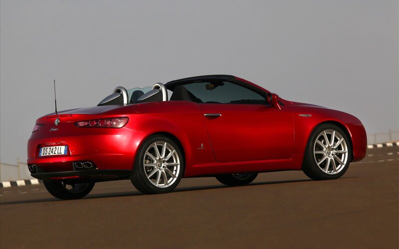 Red Alfa Romeo Spider