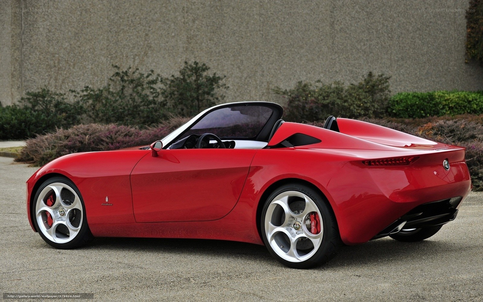 red alfa romeo sports car