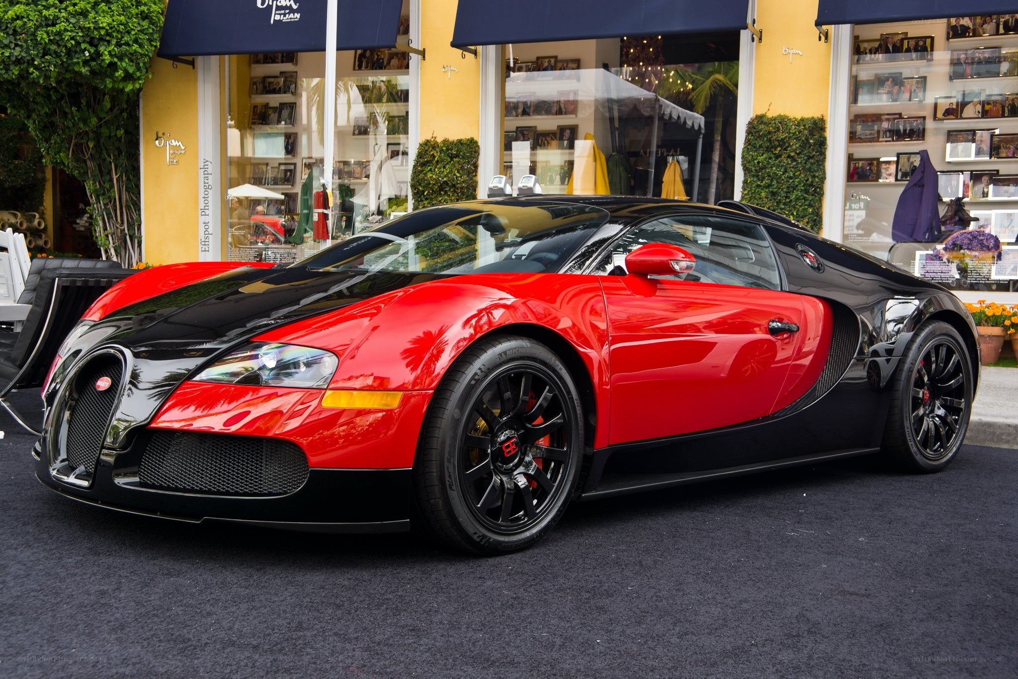 Red and black Bugatti Veyron
