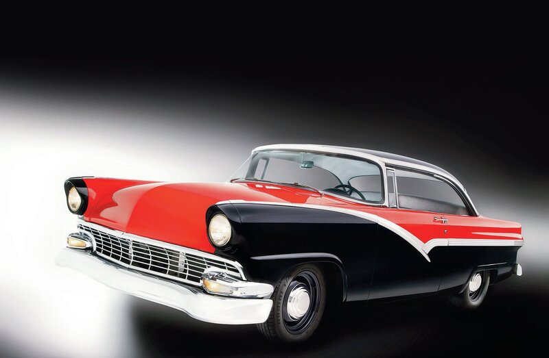 Red and Black Classic Car — Dramatic, Photograph