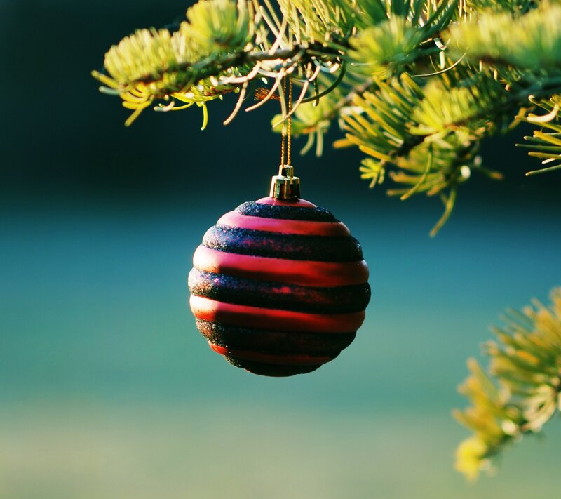 Red and Black Ornament — Serene