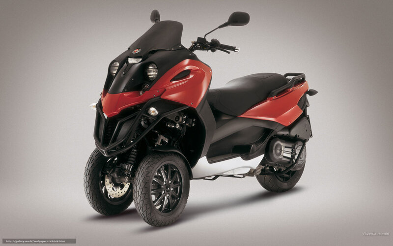 Red and Black Scooter — Neutral, Photograph, Windshield, Side Mirrors, Rear Rack