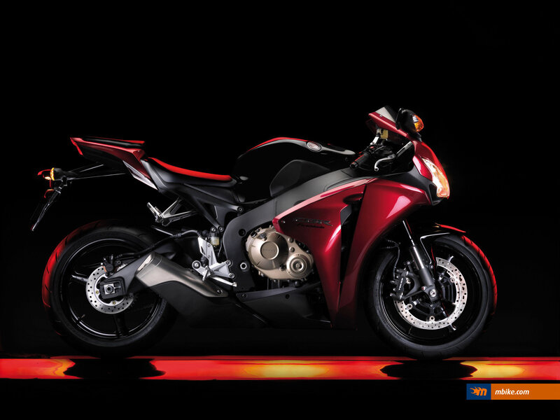 Red and Black Sport Motorcycle — Dramatic, Photograph