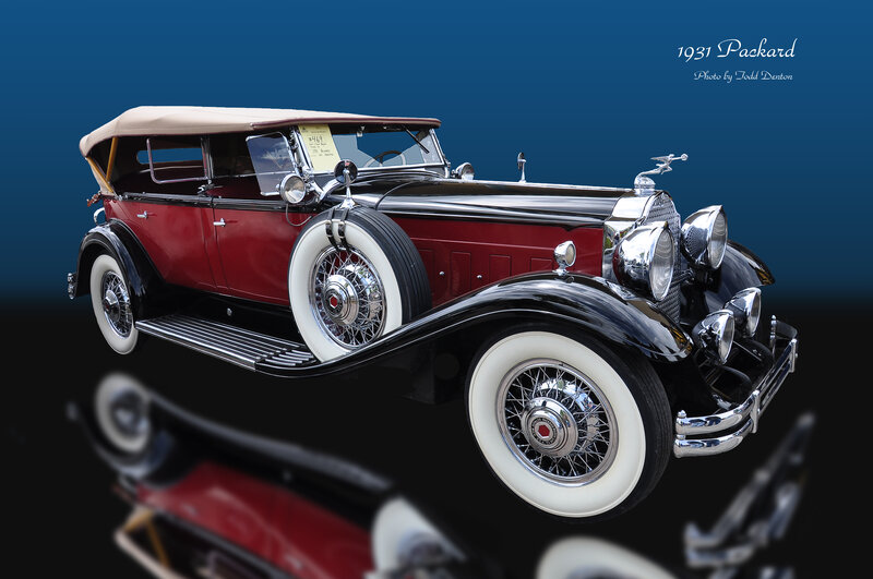 Red and Black Vintage Car — Dramatic, Photograph