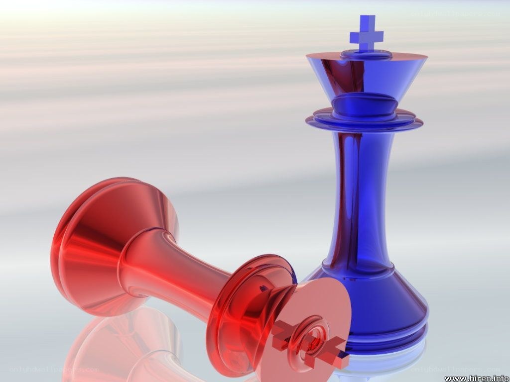 Red and blue chess king pieces