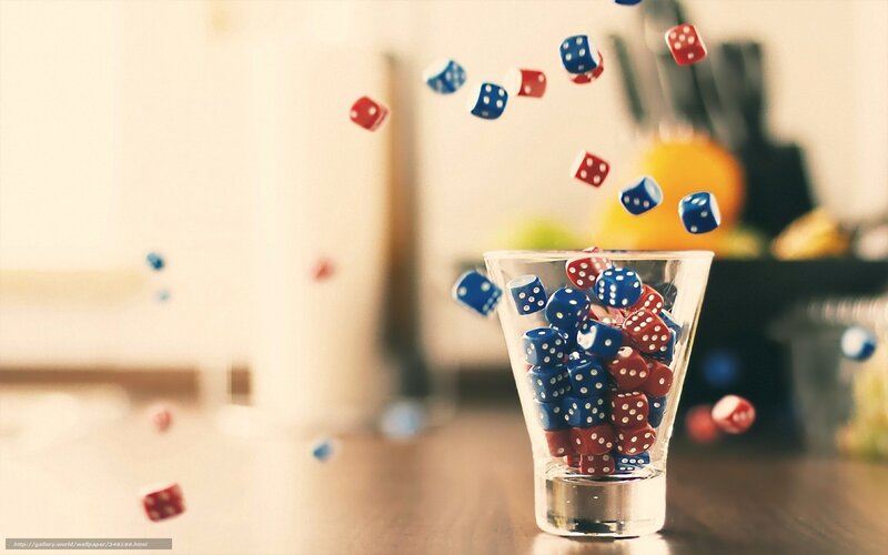 Red and Blue Dice — Dynamic