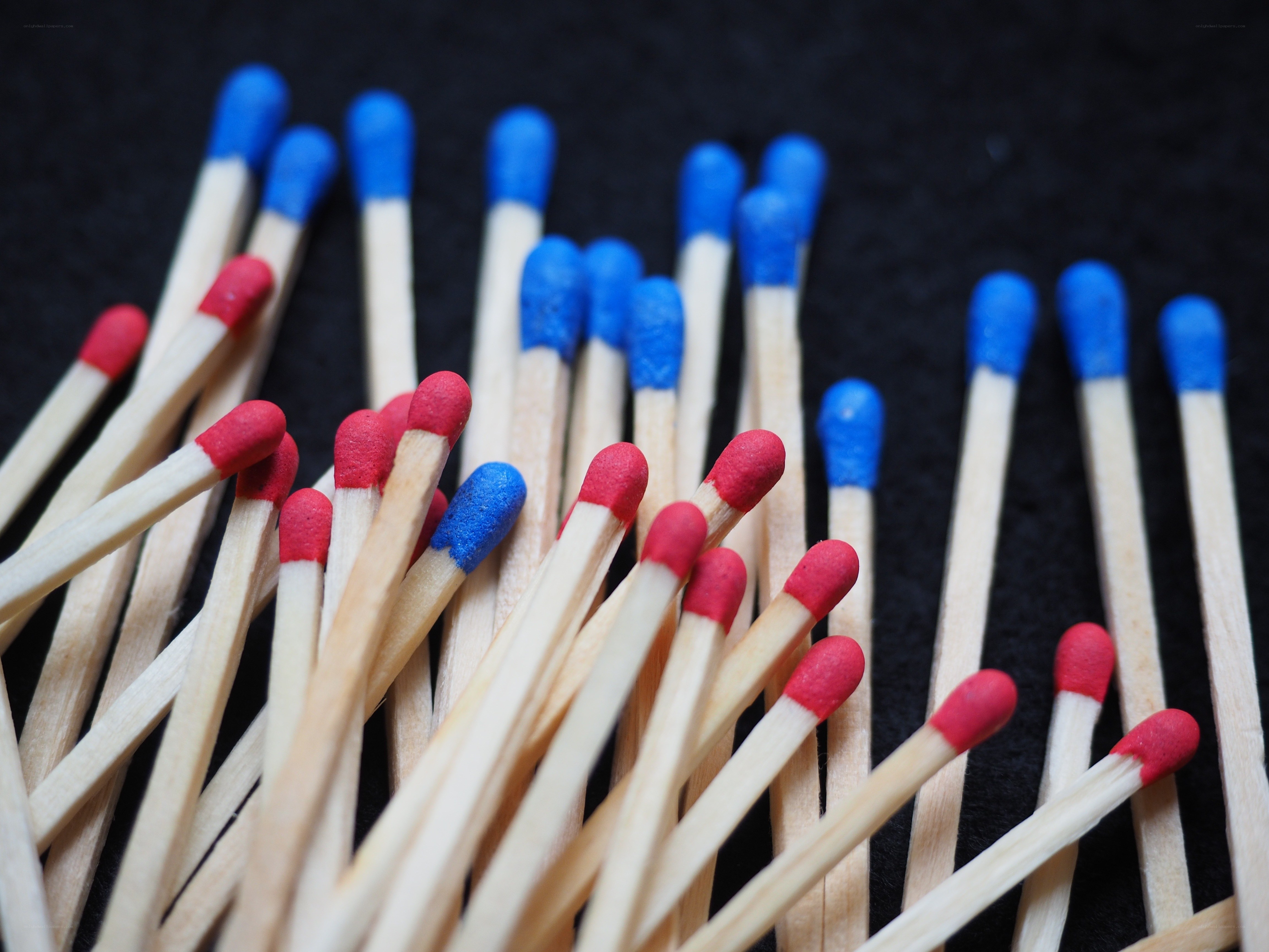 Red and blue matchsticks
