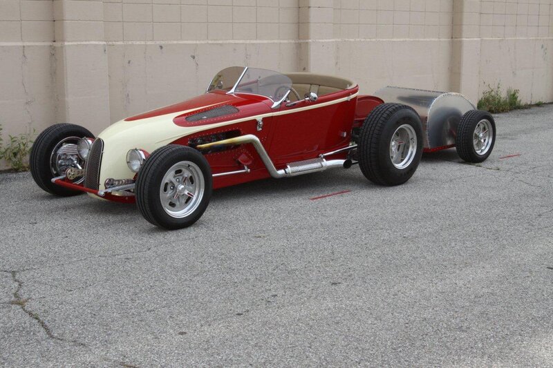 Red and Cream Hot Rod — Calm