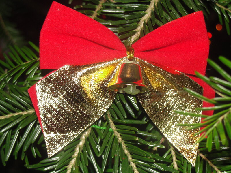 Red and Gold Bow Ornament