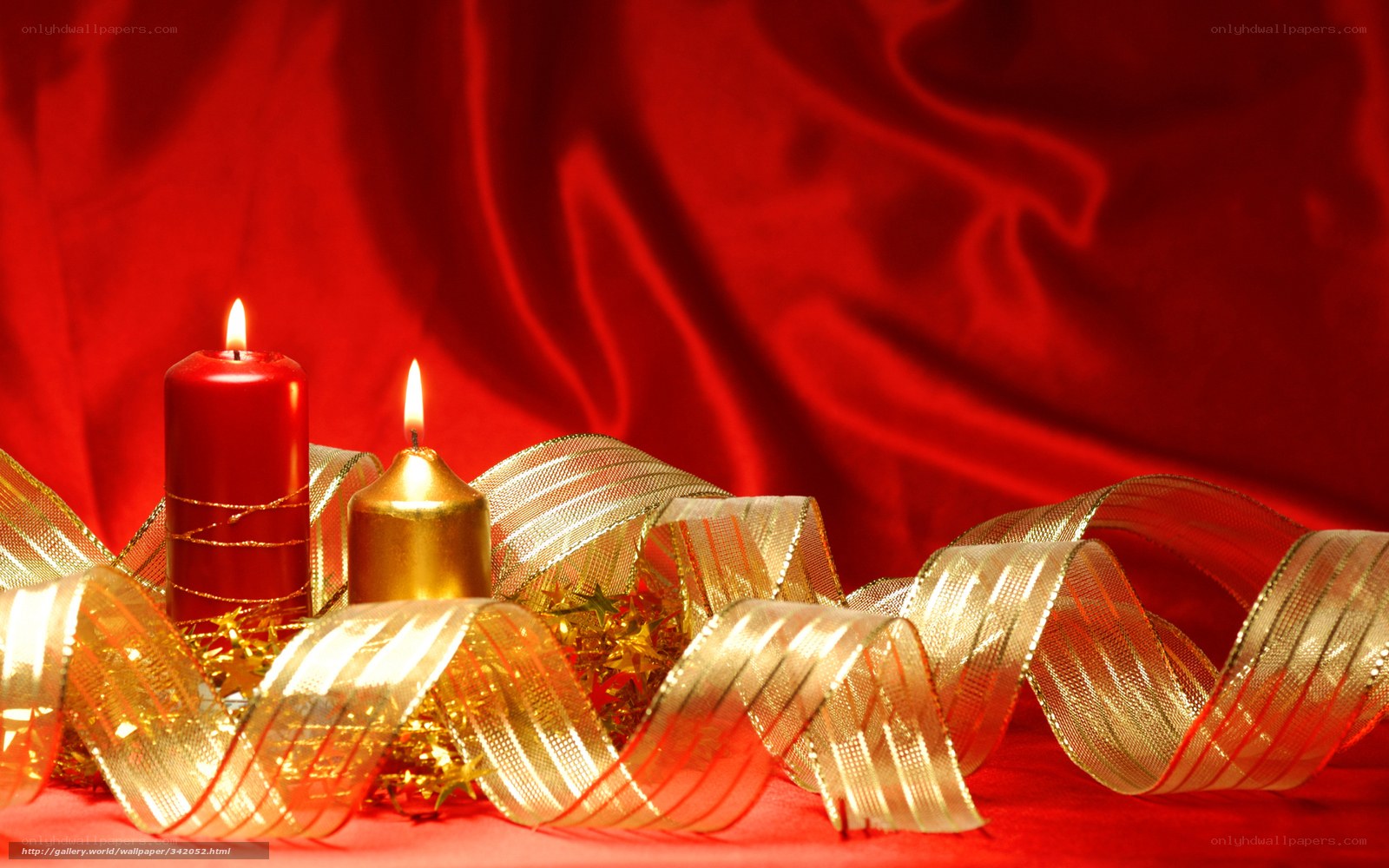 Red and gold holiday candles