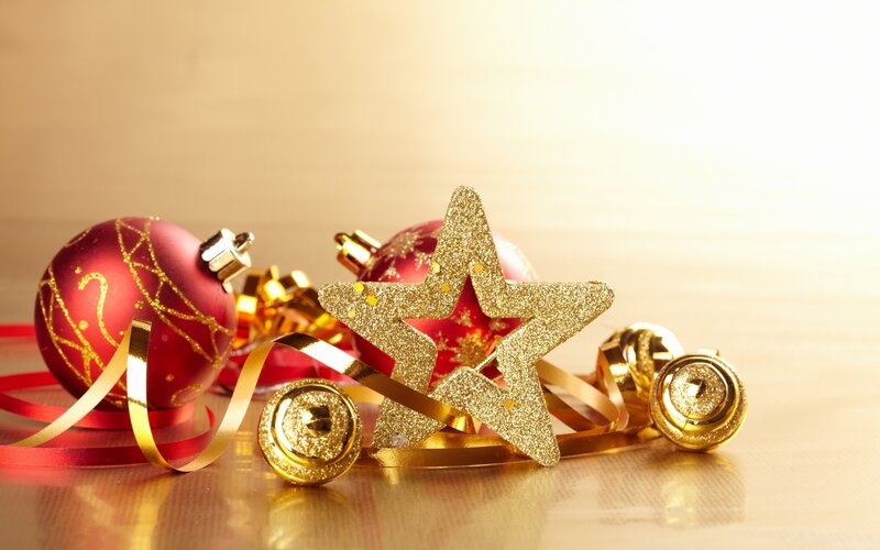 Red and Gold Ornaments — Festive, Photograph