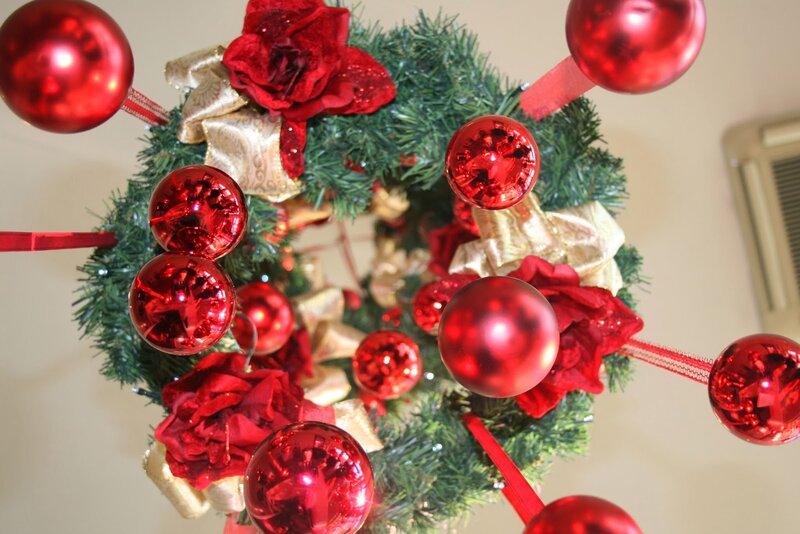 Red and Gold Wreath
