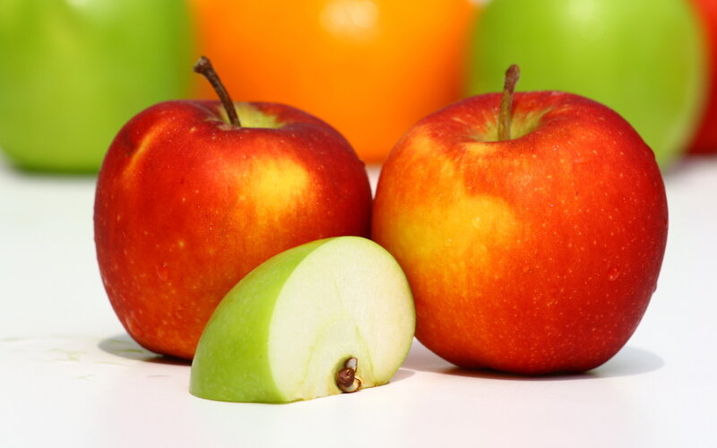 Red and Green Apples — Fresh, Photograph