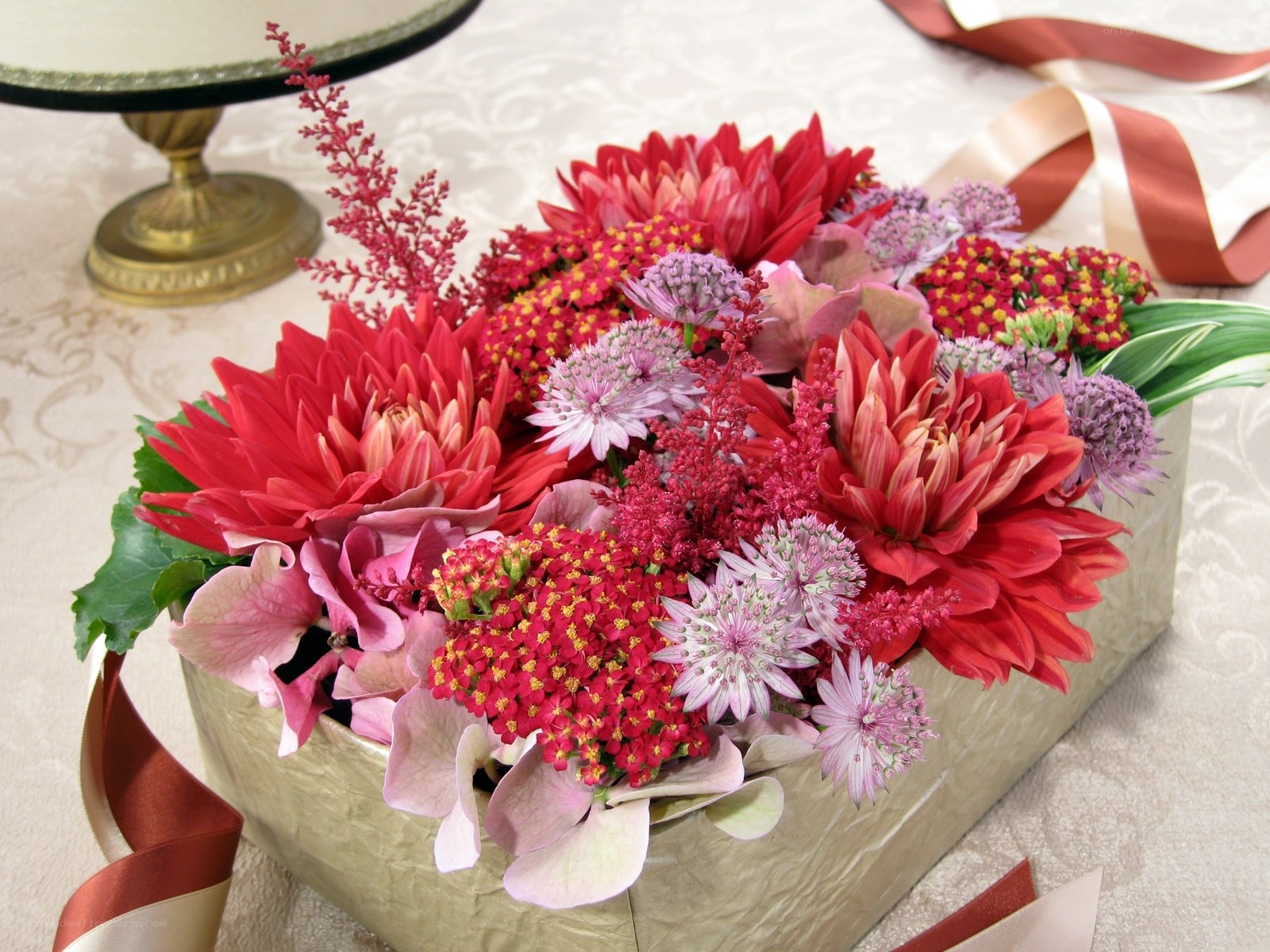 Red and pink floral arrangement