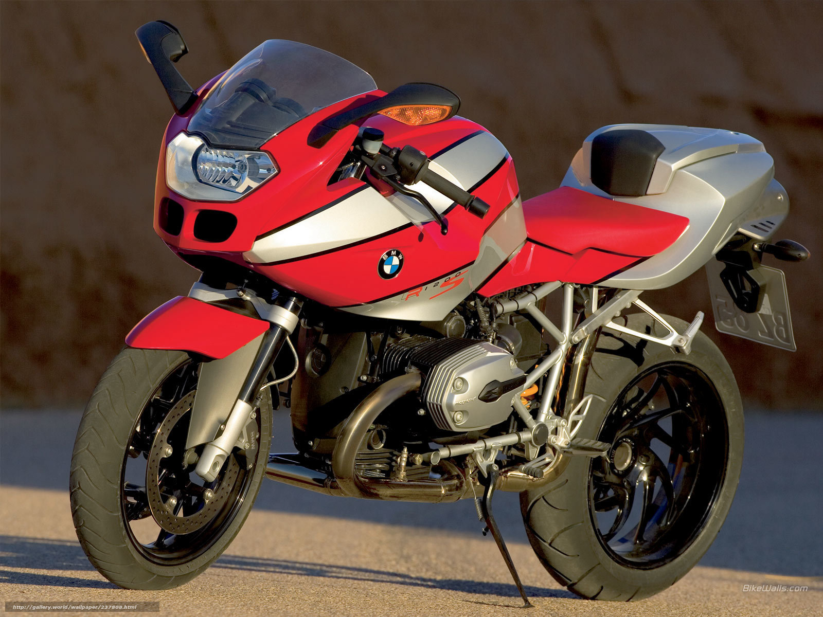 red and silver bmw motorcycle
