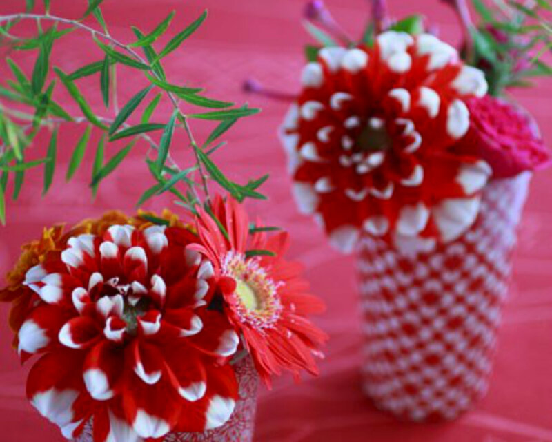 Red and White Flowers — Calm, Photograph, Vases