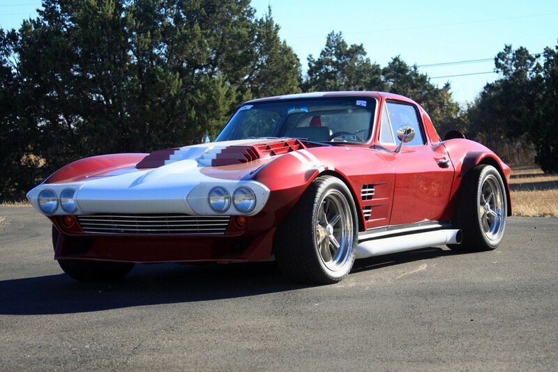 Red and White Sports Car — Calm