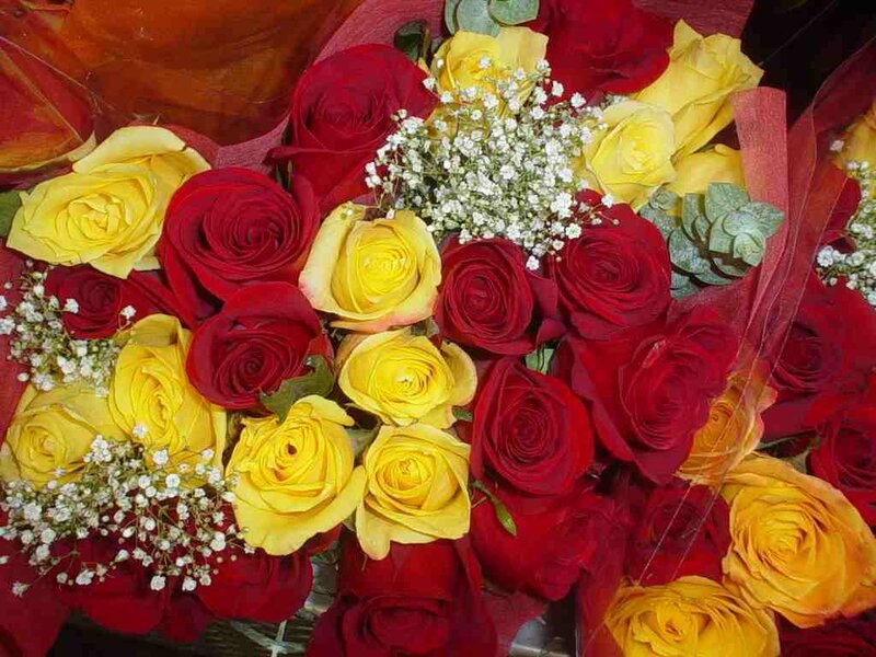 red and yellow rose bouquet