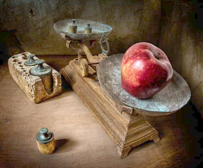 Red Apple on Scale — Brown