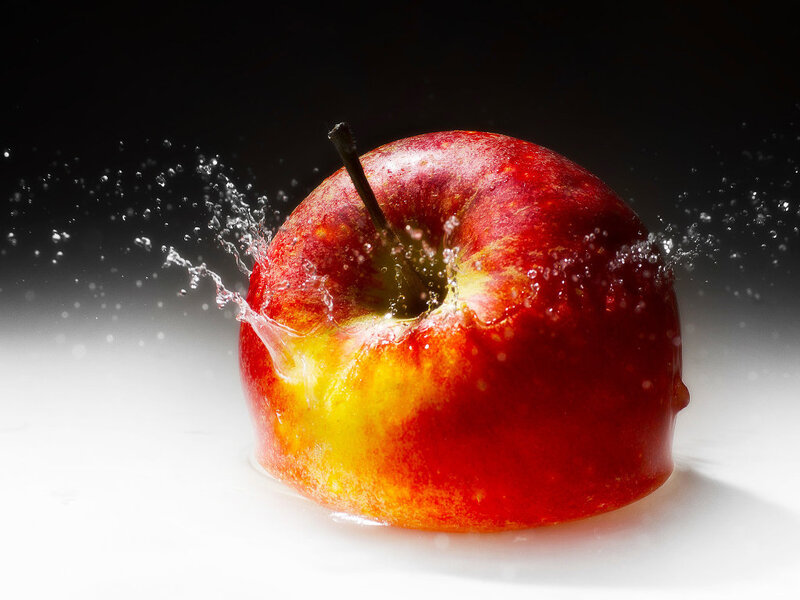Red Apple Splashing Water — Dramatic, Photograph