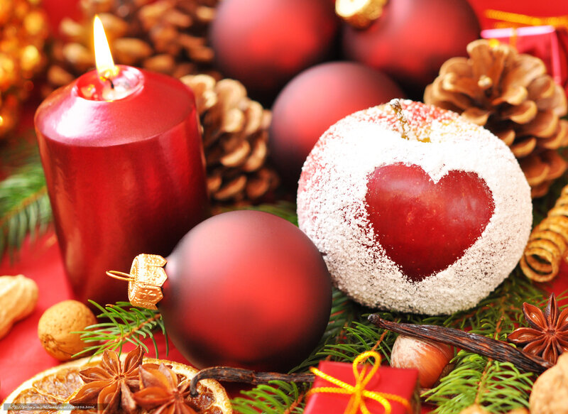 Red Apple with Heart — Festive