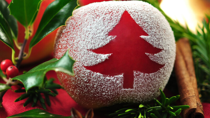 Red Apple with Tree Design — Festive, Winter