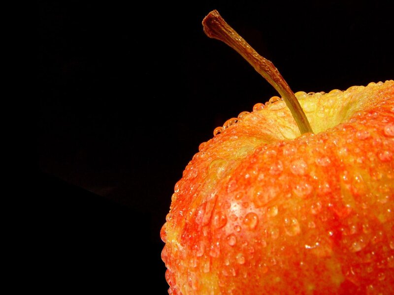 Red Apple with Water Droplets — Dramatic, Photograph