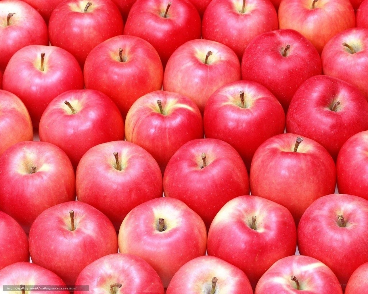 Red apples in a pile